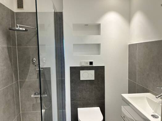 Wohnung zur Miete 425 € 2 Zimmer 50,3 m² 3. Geschoss frei ab 01.10.2026 Hochheide Homberg / Ruhrort / Baerl 47198