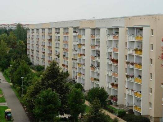 Wohnung zur Miete 312 € 2 Zimmer 55,1 m² 3. Geschoss frei ab sofort Stauffenbergstraße 39/4R Altenburg 04600