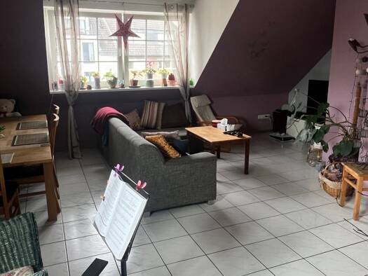 Wohnung zur Miete 935 € 3 Zimmer 79 m² frei ab 01.10.2026 Fischenich Hürth 50354