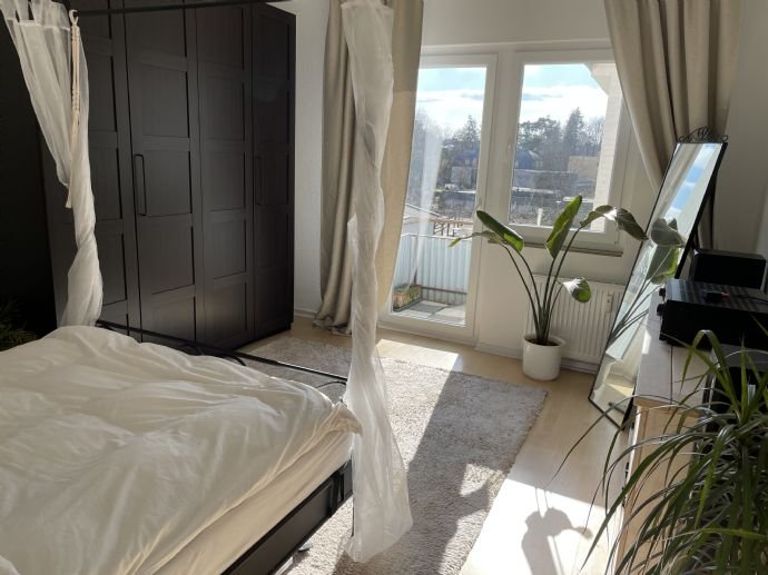 Wohnung zur Miete 750 € 2 Zimmer 68 m²<br/>Wohnfläche 3.<br/>Geschoss 01.11.2024<br/>Verfügbarkeit Innenstadt Gießen 35390