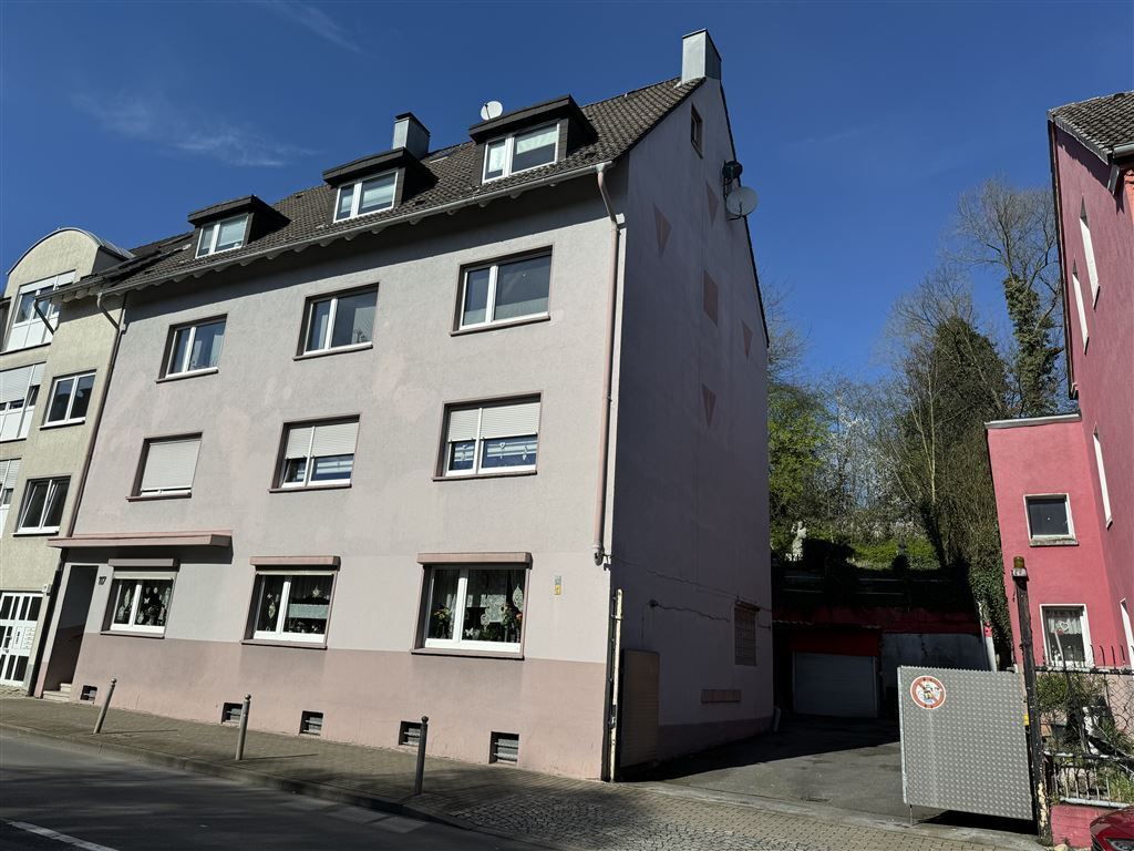 Haus zum Kauf 550.000 € 14 Zimmer 381 m²<br/>Wohnfläche 505 m²<br/>Grundstück Lütgendortmund - Mitte Dortmund 44388