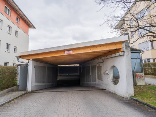 Tiefgaragenstellplatz zum Kauf 22.700 € Unterhaching 82008