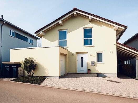 Einfamilienhaus zum Kauf 945.000 € 6,5 Zimmer 180 m² 294 m² Grundstück frei ab 31.03.2026 Schorndorf 73614