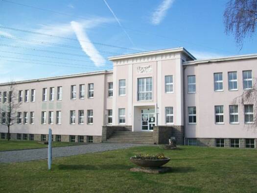 Bürogebäude zum Kauf 650.000 € 2.719 m² Bürofläche Bitterfeld Bitterfeld-Wolfen 06749
