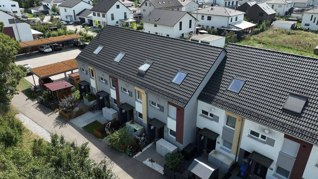 Reihenmittelhaus zum Kauf 485.000 € 5,5 Zimmer 115 m² 139,2 m² Grundstück Zuchering Ingolstadt 85051