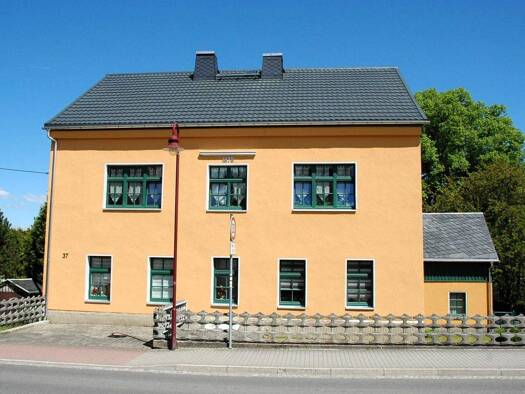 Haus zum Kauf 169.000 € 7 Zimmer 205 m² 800 m² Grundstück Pockau 09509