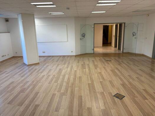 Büro zur Miete provisionsfrei 8,50 € 3,5 Zimmer 122 m² Bürofläche Humboldtstraße 60 Düsseltal Düsseldorf 40237