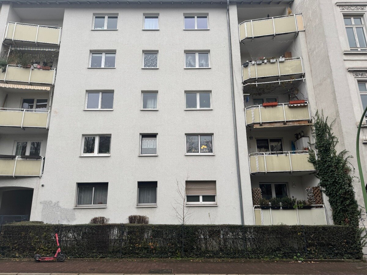 Wohnung zum Kauf 349.000 € 4 Zimmer 79 m²<br/>Wohnfläche Ostend Frankfurt am Main 60314