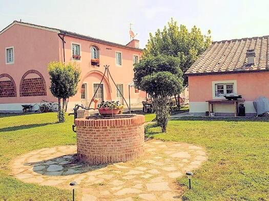 Bauernhaus zum Kauf 1.150.000 € 18 Zimmer 600 m² 25.000 m² Grundstück Panoramablick Altopascio 55011