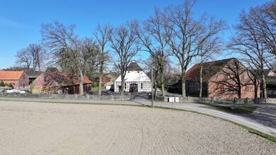 Haus zum Kauf provisionsfrei 698.000 € 5 Zimmer 250 m² 10.998 m² Grundstück Bardüttingdorf Spenge 32139