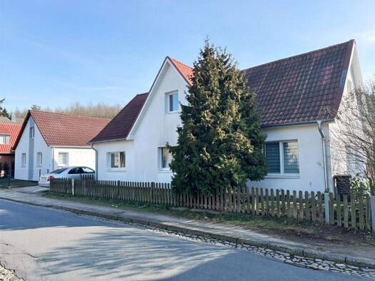 Mehrfamilienhaus zum Kauf 570.000 € 22 Zimmer 417 m² 1.283 m² Grundstück Ratzeburg 23909