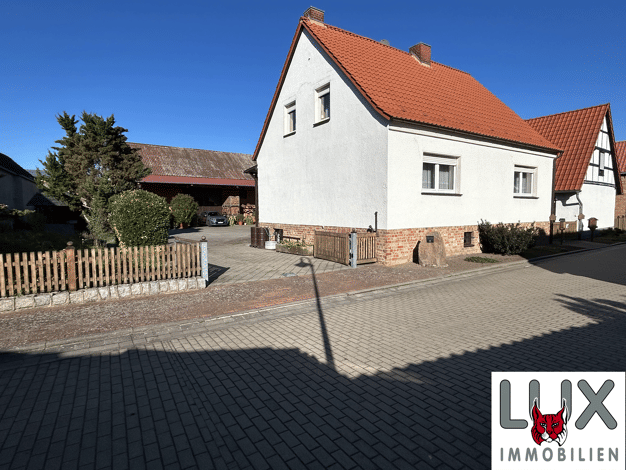 Einfamilienhaus zum Kauf 270.000 € 3.900 m² Grundstück Kirchstraße (Ballerstedt) 11 Osterburg Osterburg (Altmark) 39606