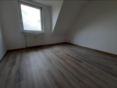 Wohnung zur Miete 275 € 2,5 Zimmer 49,3 m² 2. Geschoss frei ab sofort Draschwitzer Hauptstraße 60 Draschwitz Elsteraue 06729