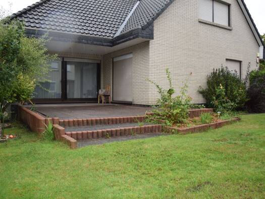 Einfamilienhaus zur Miete 1.700 € 5 Zimmer 145 m² 550 m² Grundstück frei ab sofort Alexandersfeld Oldenburg 26127