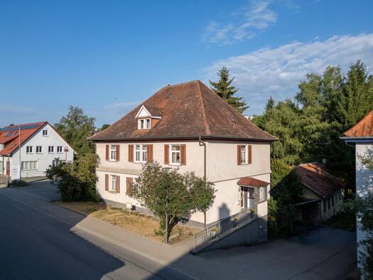 Mehrfamilienhaus zum Kauf 349.500 € 7 Zimmer 199,3 m² 376 m² Grundstück Niedereschach Niedereschach 78078