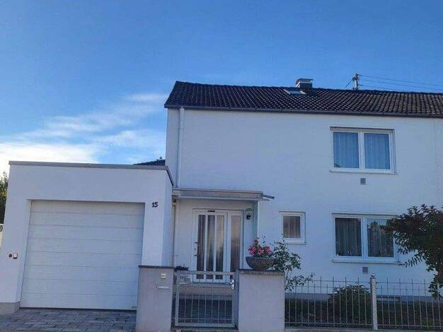 Doppelhaushälfte zur Miete 1.800 € 5 Zimmer 109 m² 293 m² Grundstück frei ab 01.04.2026 Hermann-Löns-Straße 15 Mering 86415