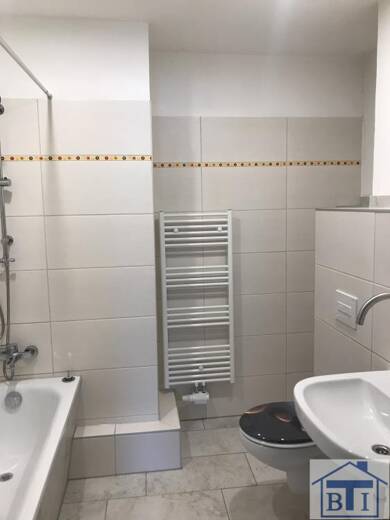 Wohnung zur Miete 324 € 3,5 Zimmer 69 m² 2. Geschoss frei ab sofort Zittau Zittau 02763