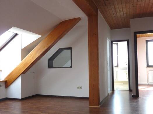 Wohnung zur Miete 850 € 3,5 Zimmer 100 m² Geschoss 2/2 frei ab sofort Hemmingen 30966