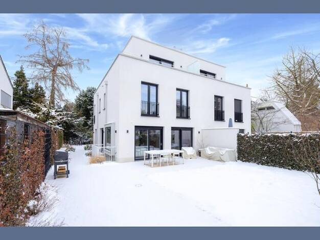 Haus zur Miete auf Zeit 4.800 € 5 Zimmer 181 m² frei ab 05.08.2026 Pasing-Obermenzing München 81243