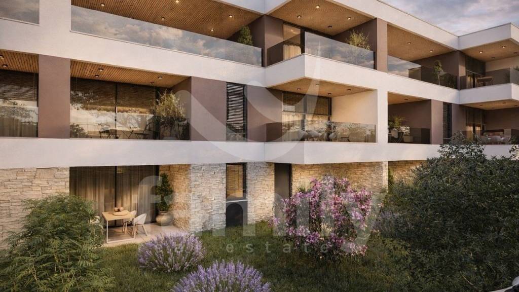 Wohnung zum Kauf 193.000 € 2 Zimmer 61 m² 1. Geschoss Center