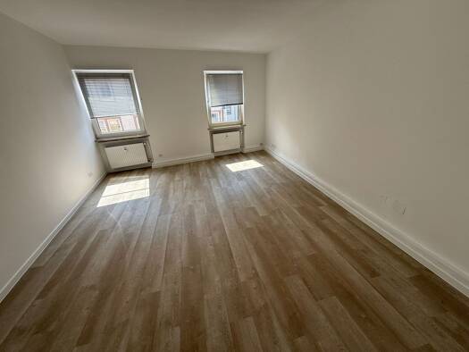 Wohnung zur Miete 290 € 1 Zimmer 33 m² 2. Geschoss frei ab 01.09.2025 Trierer Straße 50 Wittlich 54516