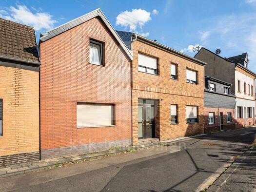 Mehrfamilienhaus zum Kauf 415.000 € 7 Zimmer 185,6 m² 259 m² Grundstück Gleuel Hürth / Gleuel 50354