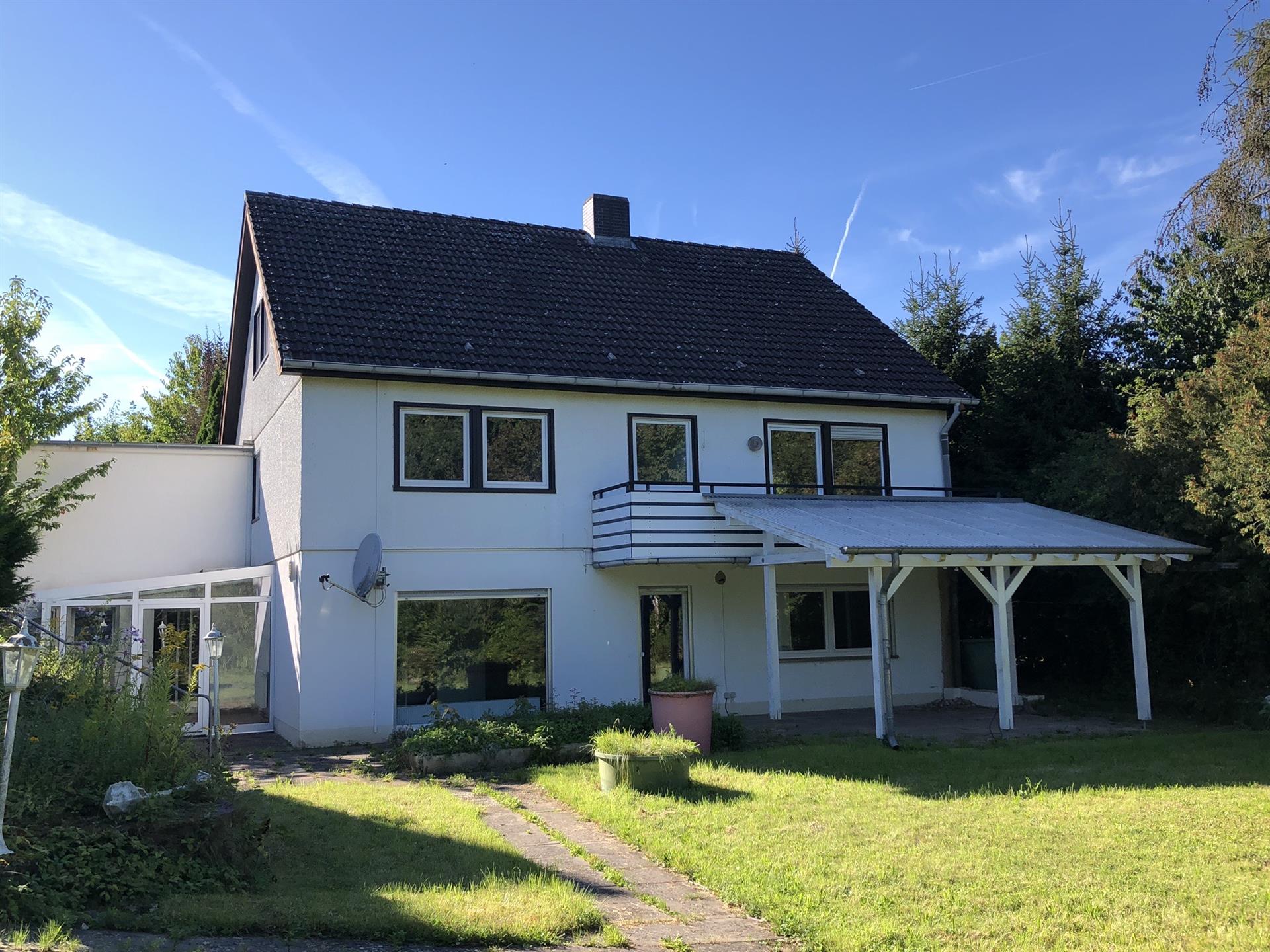 Mehrfamilienhaus zum Kauf 315.000 € 8 Zimmer 260 m²<br/>Wohnfläche 2.167 m²<br/>Grundstück ab sofort<br/>Verfügbarkeit Grebenstein Grebenstein 34393