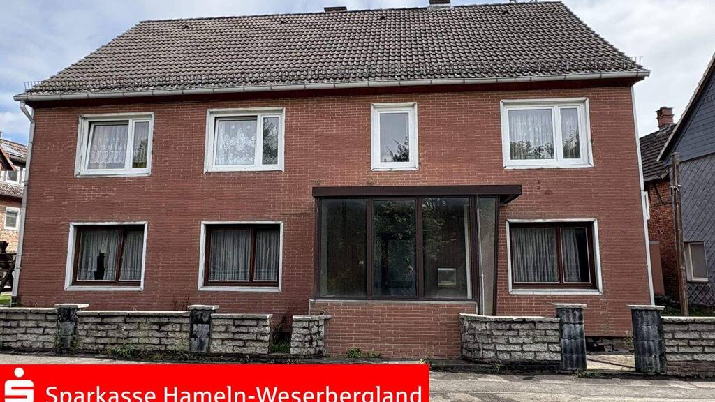Einfamilienhaus zum Kauf 58.000 € 6 Zimmer 140 m² 420 m² Grundstück frei ab sofort Halle 37620