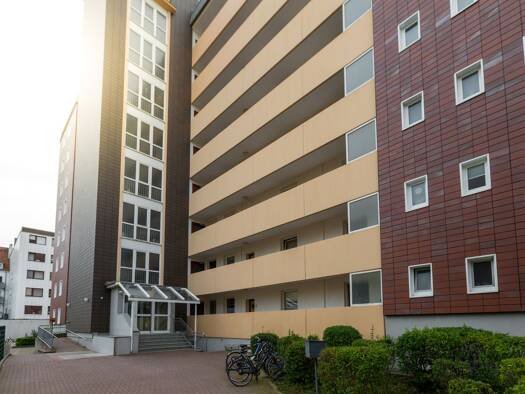 Wohnung zur Miete 660 € 4 Zimmer 93 m² 7. Geschoss frei ab sofort Goethestraße 86 Lehe Bremerhaven 27568