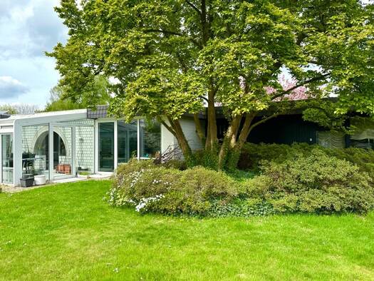 Bungalow zum Kauf 490.000 € 10 Zimmer 380,5 m² 2.603 m² Grundstück Leopoldshöhe 33818