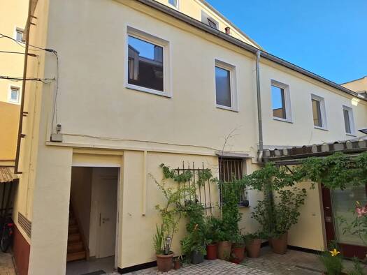 Wohnung zum Kauf provisionsfrei 225.000 € 3 Zimmer 63 m² Geschoss 1/2 frei ab sofort Bärenschanzstraße 71 Gostenhof Nürnberg 90429