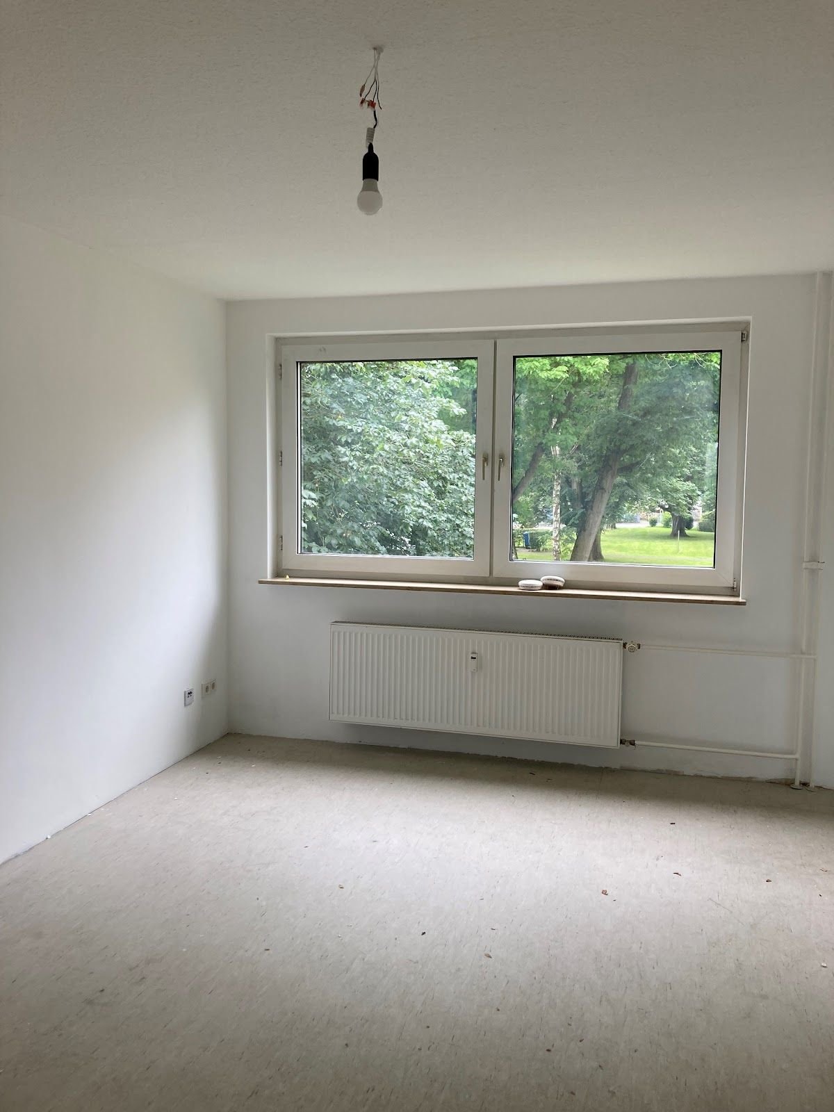 Wohnung zur Miete nur mit Wohnberechtigungsschein 306,55 € 2 Zimmer 57,4 m²<br/>Wohnfläche 1.<br/>Geschoss Pestalozzistraße 1 Niedergirmes Wetzlar 35576