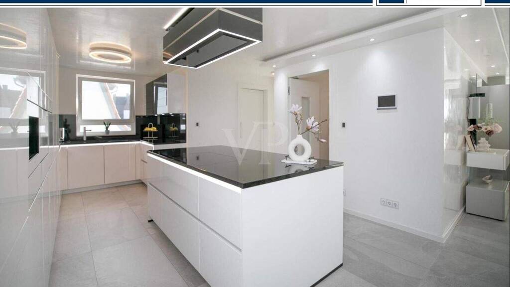 Mehrfamilienhaus zum Kauf 1.995.000 € 12 Zimmer 348 m² 427 m² Grundstück Bischofsheim 65474