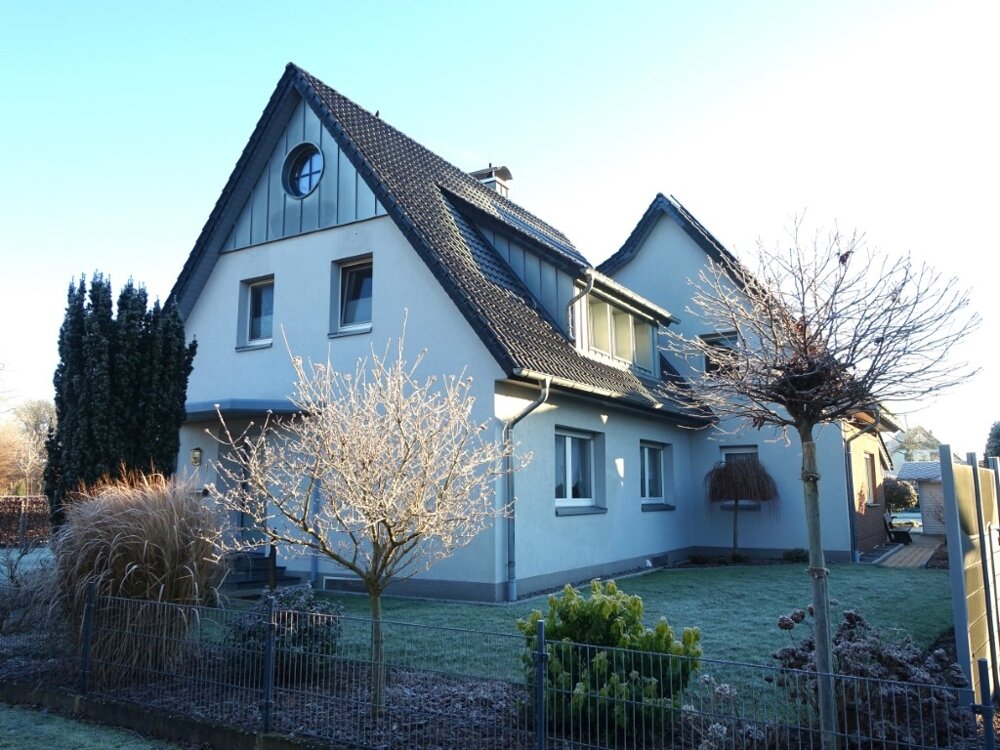 Einfamilienhaus zum Kauf 375.000 € 6 Zimmer 200 m²<br/>Wohnfläche 1.300 m²<br/>Grundstück Wehe Rahden 32369