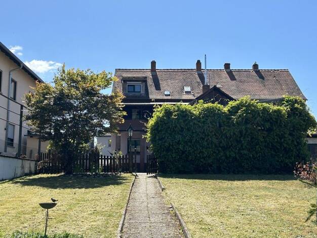 Einfamilienhaus zum Kauf 329.000 € 7 Zimmer 151 m² 894 m² Grundstück Wörth am Main 63939