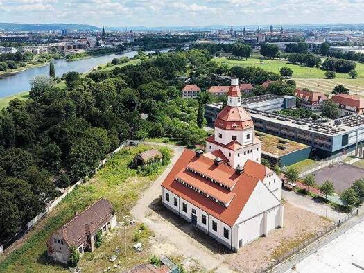 Haus zur Versteigerung 1.500.000 € 7.436 m² Grundstück Friedrichstadt Ortsamtsbereich Altstadt 01067