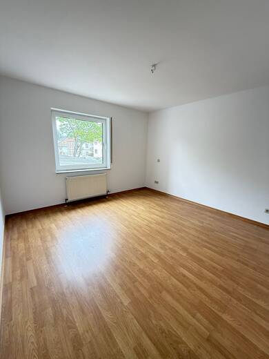 Wohnung zur Miete 850 € 3 Zimmer 80 m² EG frei ab sofort Sonnenberger Flur Wiesbaden 65191