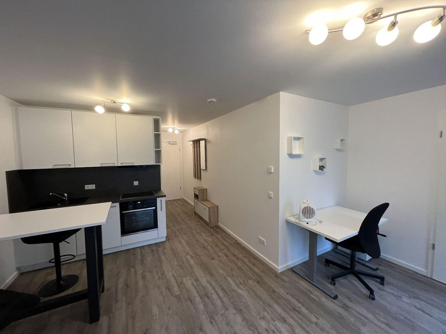 Wohnung zur Miete 520 € 1 Zimmer 20 m²<br/>Wohnfläche 1.<br/>Geschoss 01.01.2025<br/>Verfügbarkeit Max Bärenschanze Nürnberg 90429