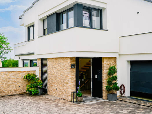 Mehrfamilienhaus zum Kauf 1.790.000 € 7 Zimmer 230 m² 527 m² Grundstück Weinheim 69469