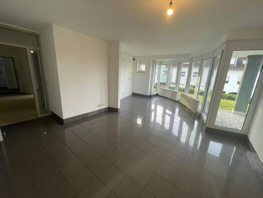 Wohnung zum Kauf 198.000 € 2 Zimmer 62 m² 3 Geschosse frei ab sofort Bretten 75015