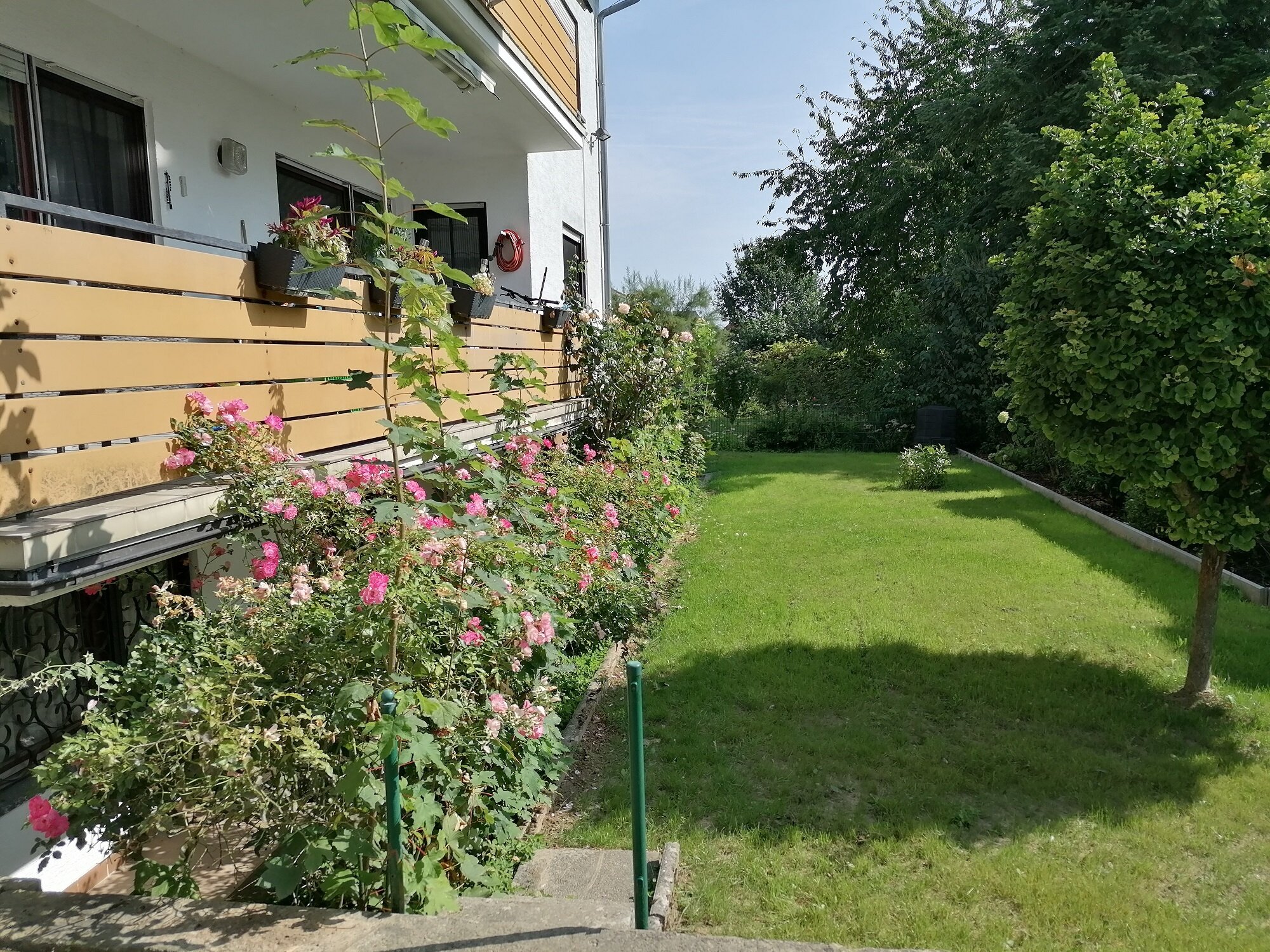 Mehrfamilienhaus zum Kauf provisionsfrei 985.000 € 13 Zimmer 378 m²<br/>Wohnfläche 532 m²<br/>Grundstück Mittelbuchen Hanau 63454