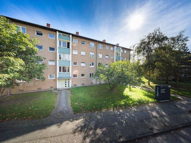 Wohnung zur Miete 527 € 2,5 Zimmer 66,7 m² 3. Geschoss frei ab sofort Neuhausweg 10 Spandau Berlin 13583