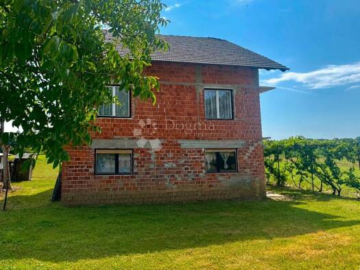 Einfamilienhaus zum Kauf 60.000 € 6 Zimmer 101 m² Donja Voća Donja Voća 42245