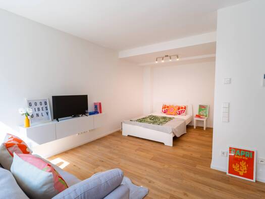 Wohnung zur Miete 790 € 42,4 m² frei ab sofort Stetten Kernen im Remstal 71394