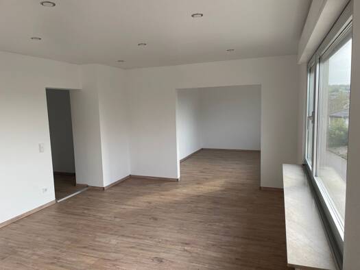 Wohnung zur Miete 660 € 3 Zimmer 80 m² Geschoss 2/3 frei ab 01.02.2026 Schubertstraße 7 Altenkessel Saarbrücken 66126