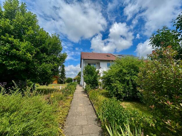 Doppelhaushälfte zum Kauf 350.000 € 4,5 Zimmer 150 m² 570 m² Grundstück Neuenstein Neuenstein 74632