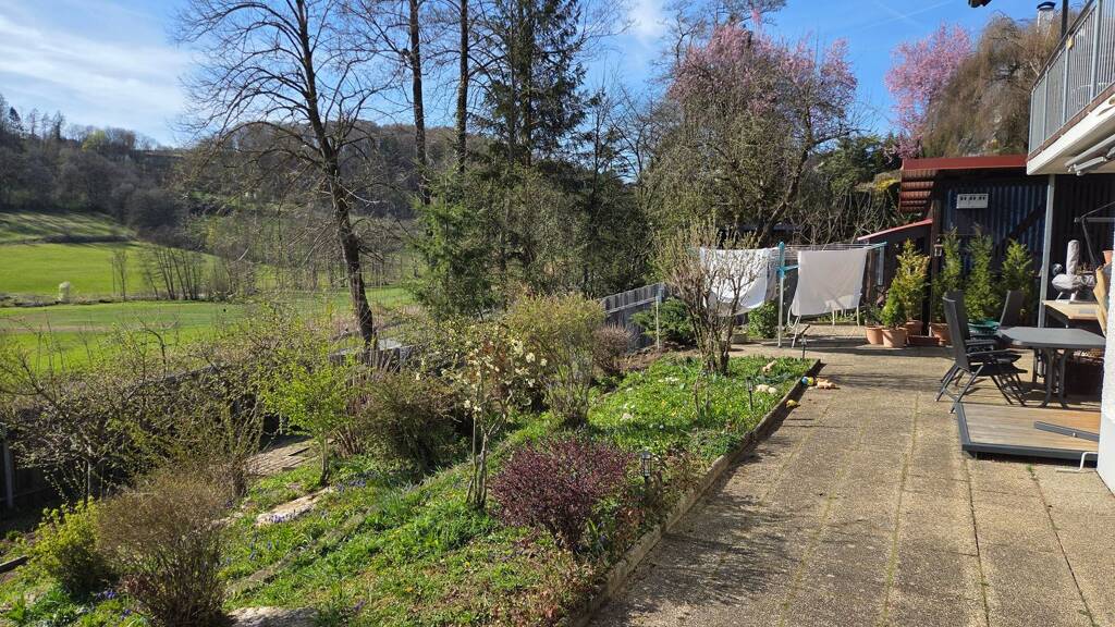 Einfamilienhaus zur Miete 1.800 € 6,5 Zimmer 200 m² 860 m² Grundstück frei ab 01.09.2026 Sonnenleithe 3a Hüttenbach Simmelsdorf 91245