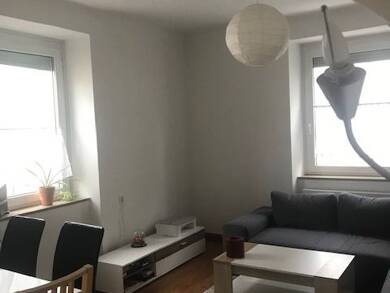 Studio zur Miete 850 € 3 Zimmer 84 m² 1. Geschoss frei ab 01.09.2025 Grombühl Würzburg 97080