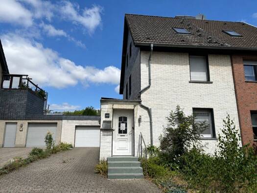 Einfamilienhaus zum Kauf provisionsfrei 175.000 € 6 Zimmer 144 m² 443 m² Grundstück Stich Eschweiler 52249