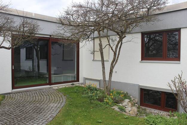 Bungalow zum Kauf provisionsfrei 1.250.000 € 5 Zimmer 134 m² 339 m² Grundstück Ottobrunn 85521